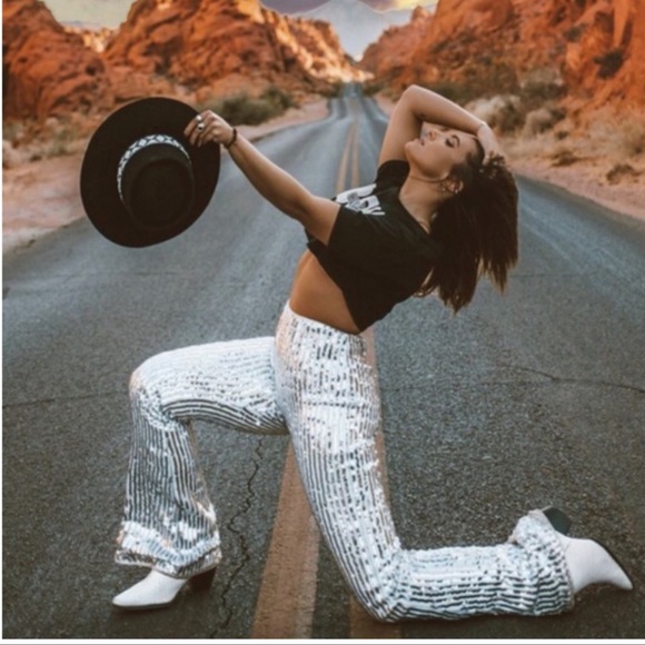 TAOS- Wool Wide Brim Gambler Hat - Picture 3 of 9